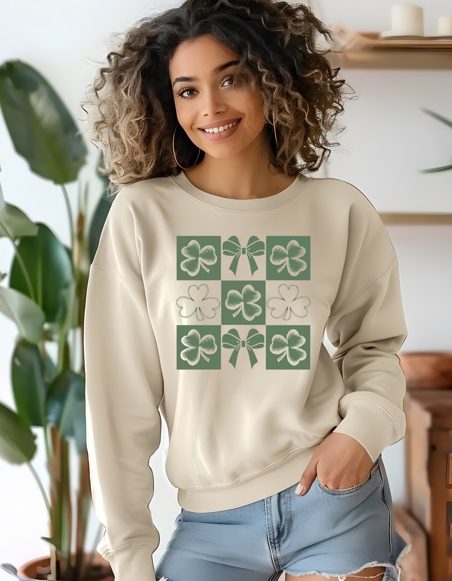 Clover and Bows