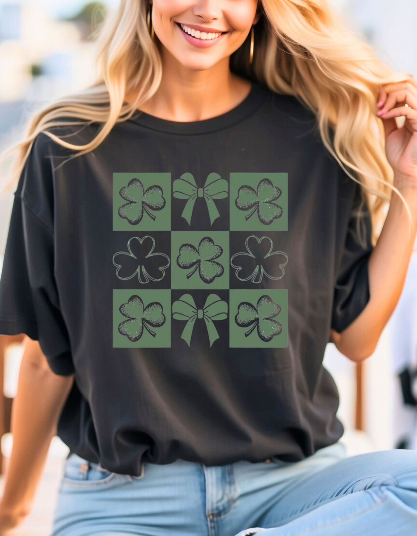 Clover and Bows